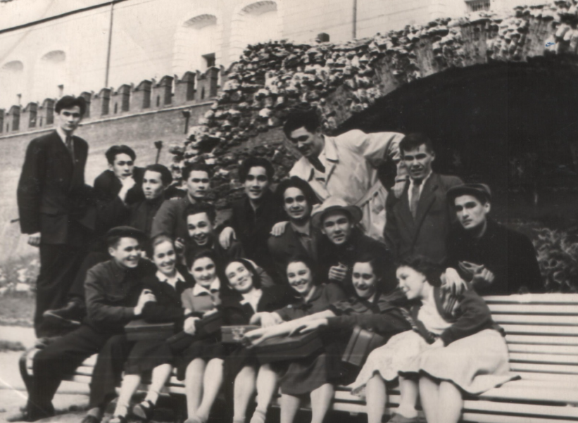 Тамашасының яратҡан артисы