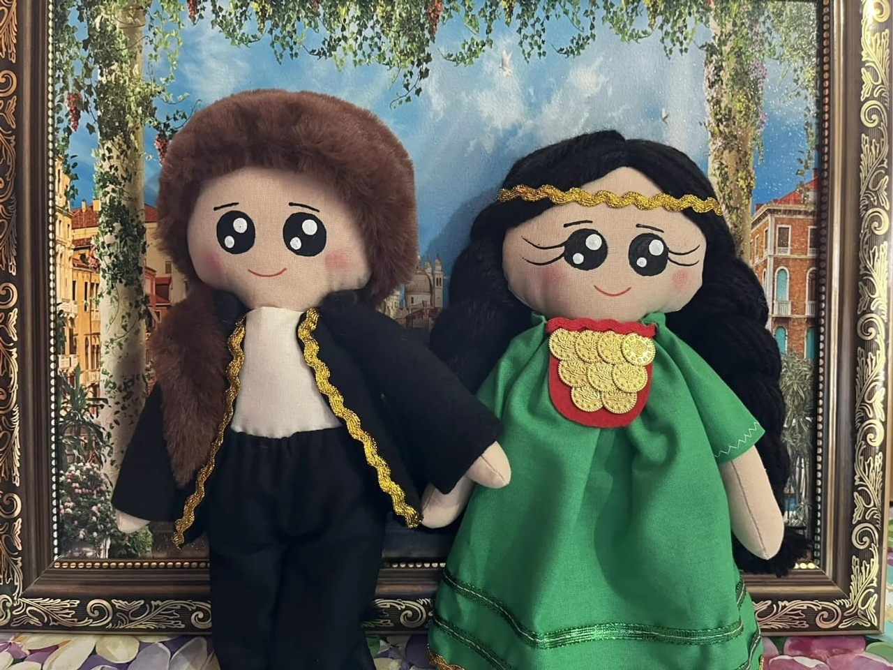 Ҡурсаҡтары ла башҡортса һөйләшә