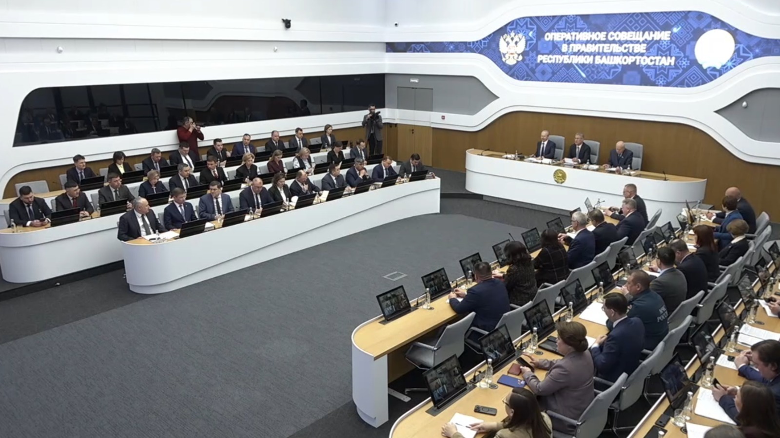 Радий Хәбиров республика халҡына 4 йыл буйына МХО-ға ярҙамы өсөн рәхмәт белдерҙе