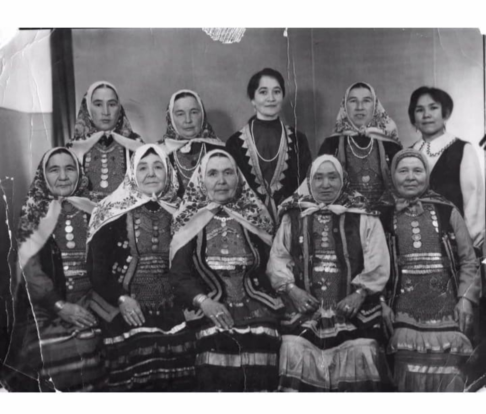 Ир-егеттәр ҡумыҙ уйнағанмы?