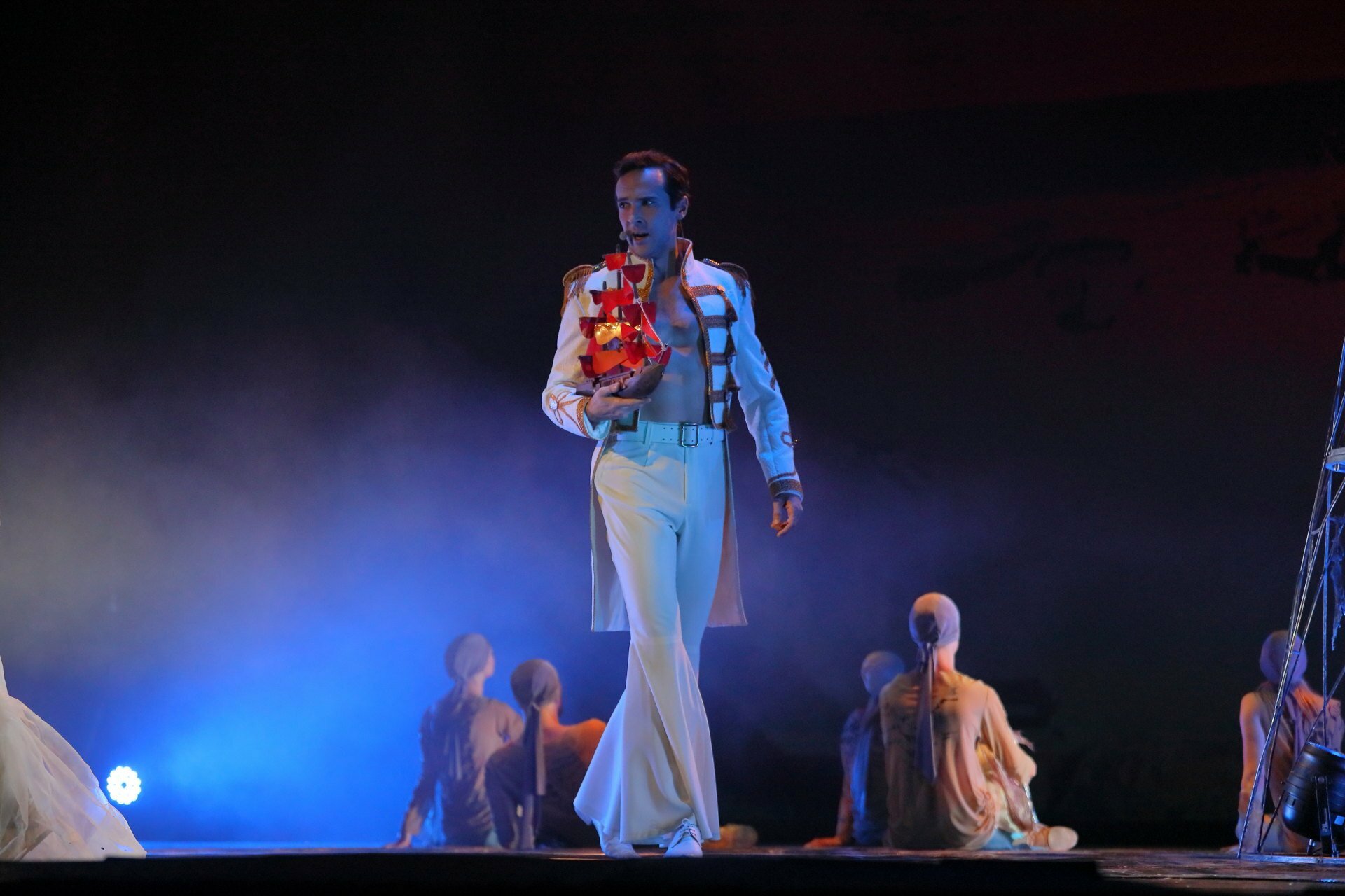 Свердловск дәүләт академия музыкаль комедия театры Өфөлә