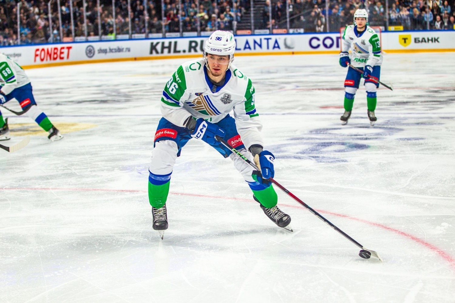 «Үҙ башҡорто иттеләр»: хоккейсы Илдан Ғәзимов Өфөлә тәүге шайбаһын сәпәне