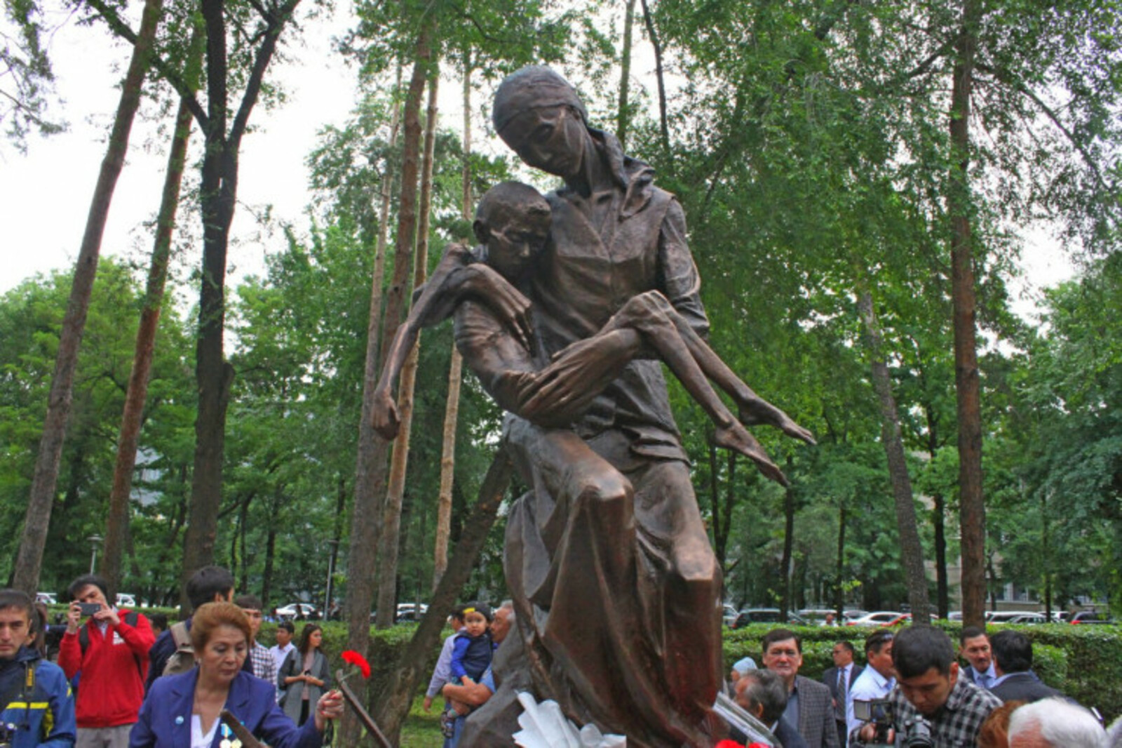 Аслыҡ серек бәрәңгене лә ризыҡ иттерҙе