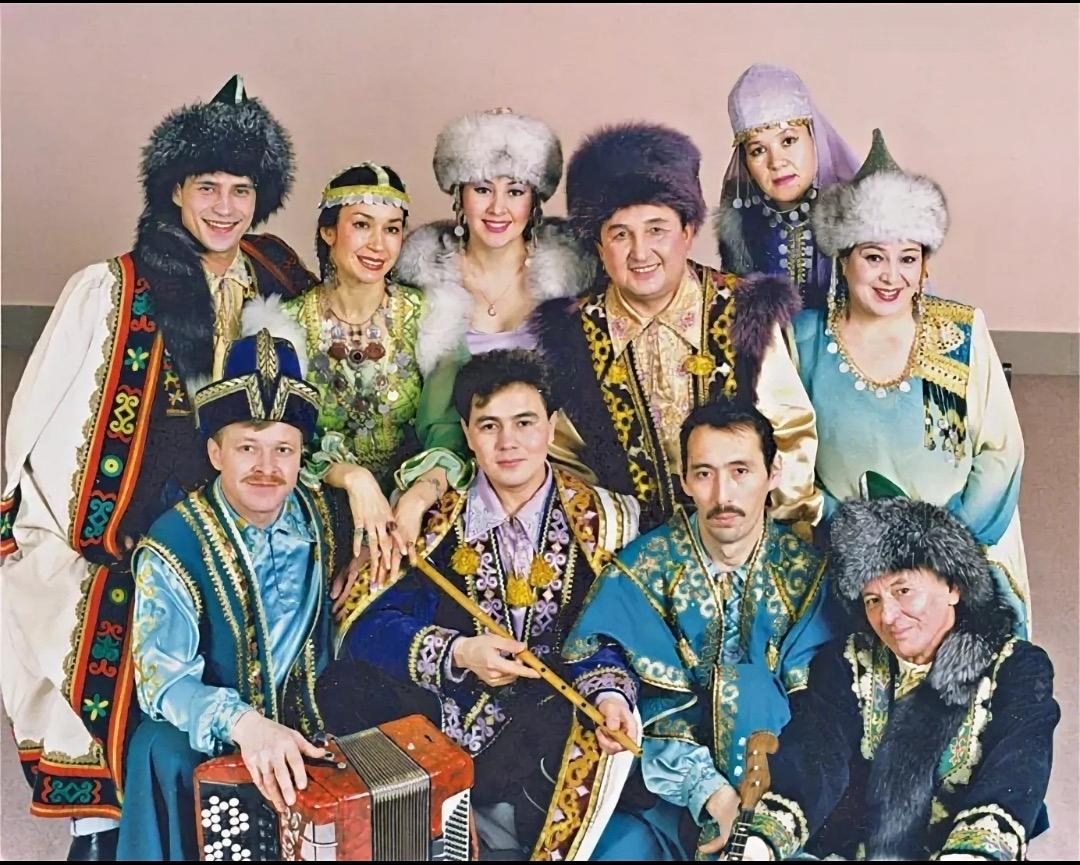 ҠУРАЙҒА АРНАЛҒАН ҒҮМЕР