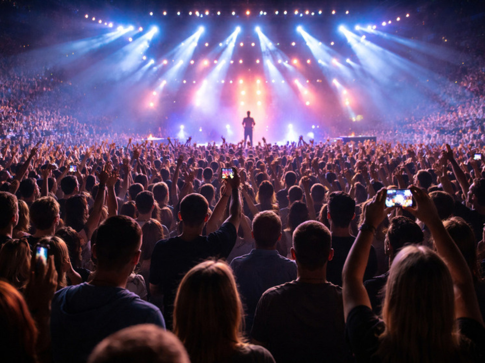 Иностранные псевдонимы артистов в РФ могут попасть под ограничения