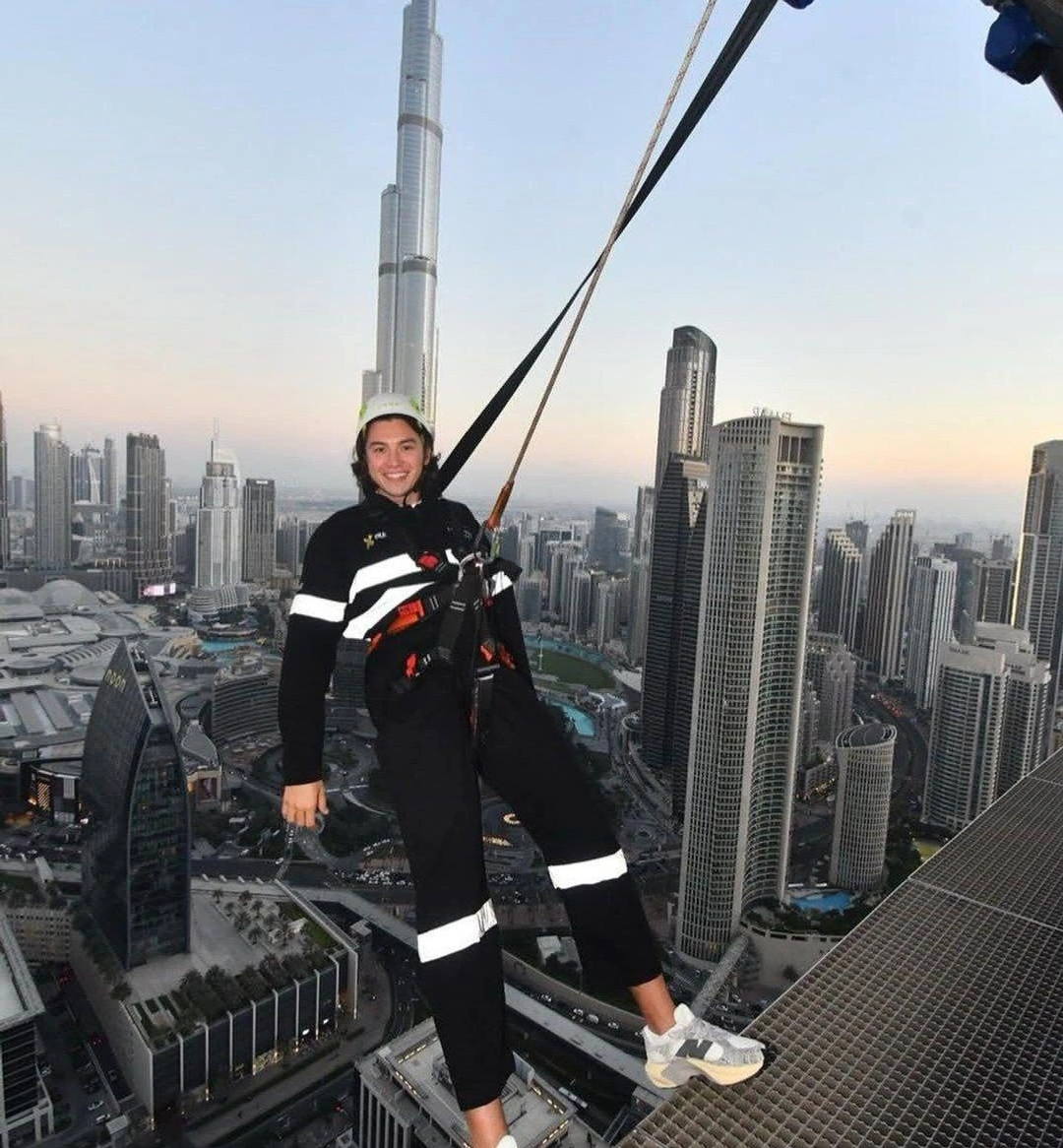 Адель-Һомайҙың күңелен кем яулаған?