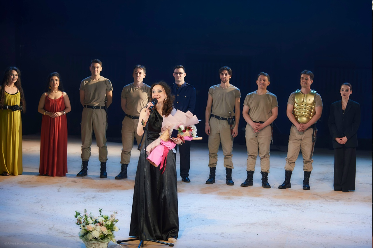 Бөйөк мөхәббәт тарихы — Милли йәштәр театры сәхнәһендә!