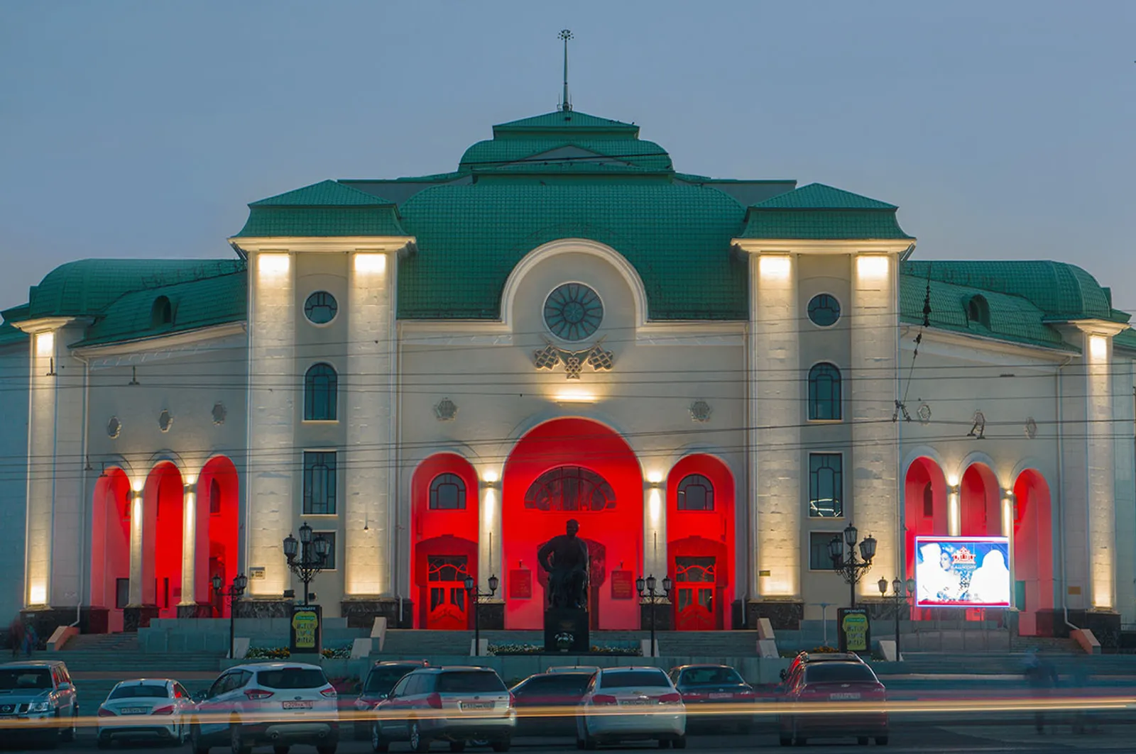 Башҡорт драма театры Мостай Кәримдең һуңғы пьесаһын сәхнәләштерә